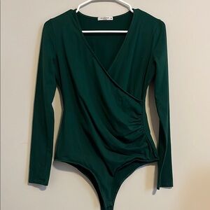 MangoPop Woman’s Ruched Plunge Neck Deep-V Green Long Sleeve Bodysuit